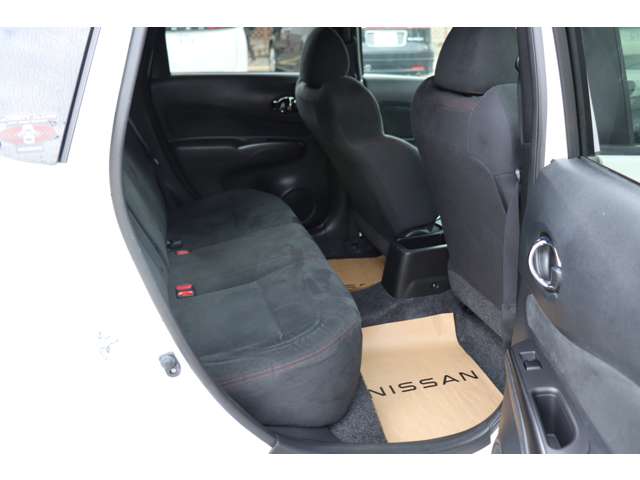 日産 ノート １．２ Ｅ－ＰＯＷＥＲ ＮＩＳＭＯ H29年 (近畿) 99