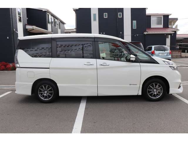 日産 セレナ １．２ Ｅ－ＰＯＷＥＲ ハイウェイスター Ｖ R1年 (近畿) 99