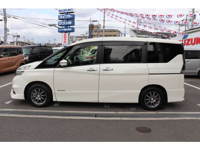 日産 セレナ １．２ Ｅ－ＰＯＷＥＲ ハイウェイスター Ｖ R1年 (近畿) 99