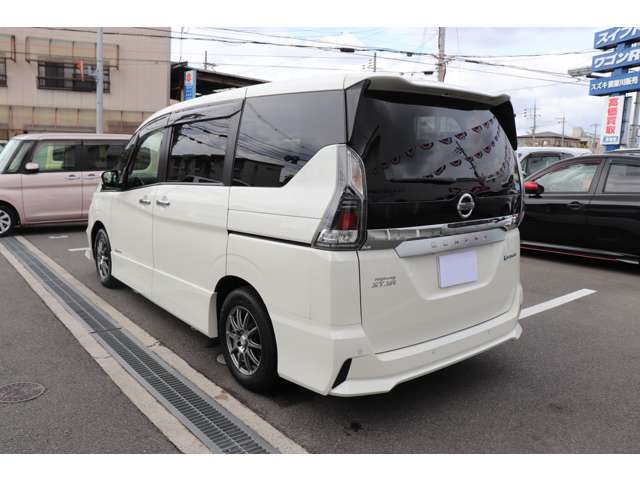 日産 セレナ １．２ Ｅ－ＰＯＷＥＲ ハイウェイスター Ｖ R1年 (近畿) 99