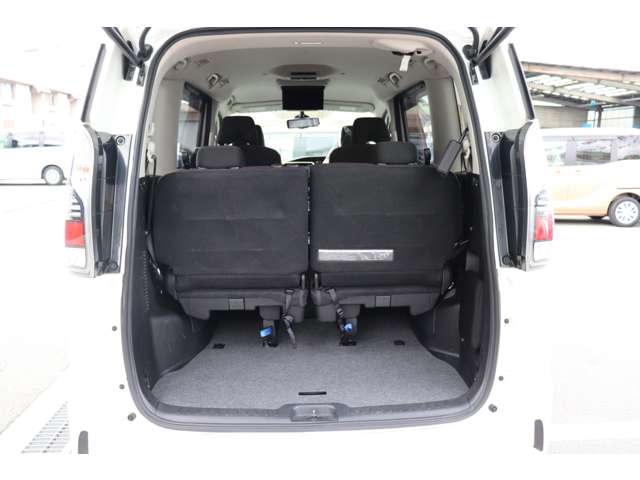 日産 セレナ １．２ Ｅ－ＰＯＷＥＲ ハイウェイスター Ｖ R1年 (近畿) 99
