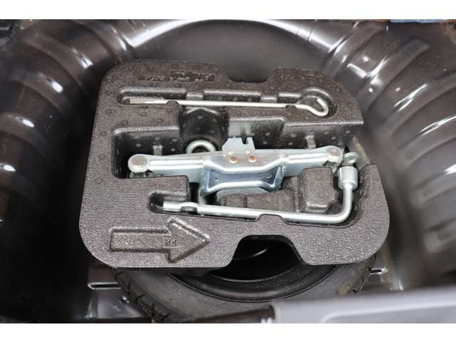日産 マーチ １．２ ＮＩＳＭＯ H29年 (近畿) 99