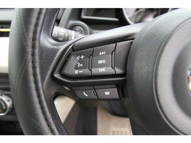 マツダ ＭＡＺＤＡ２ １．５ ＸＤ サンリット シトラス ディーゼルターボ R4年 (関東) 99