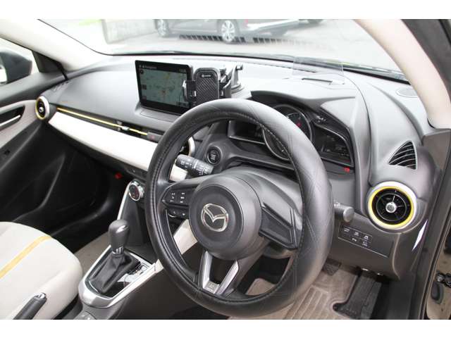 マツダ ＭＡＺＤＡ２ １．５ ＸＤ サンリット シトラス ディーゼルターボ R4年 (関東) 99
