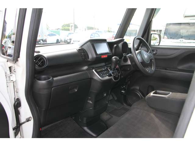 ホンダ Ｎ　ＢＯＸ ６６０ Ｇ H27年 (関東) 99