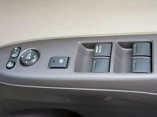 ホンダ Ｎ−ＯＮＥ ６６０ Ｇ H25年 (関東) 99