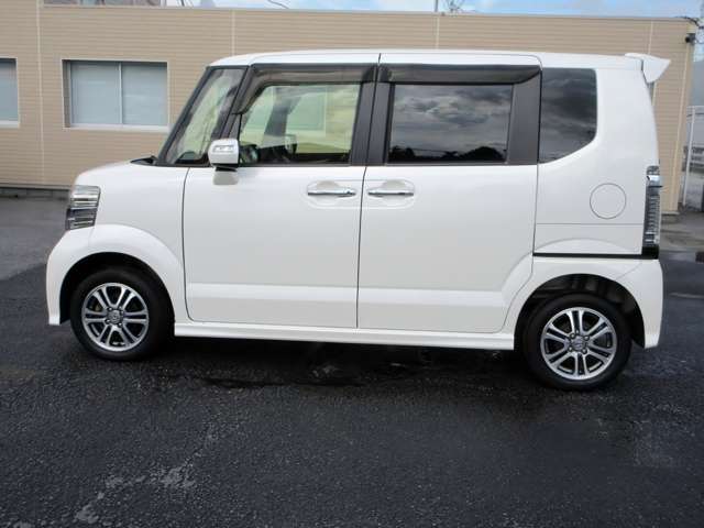 ホンダ Ｎ　ＢＯＸ ６６０ カスタムＧ Ｌパッケージ ４ＷＤ H29年 (関東) 99