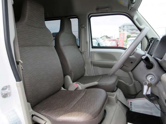 日産 ＮＶ１００クリッパー ６６０ ＤＸ ハイルーフ ５ＡＧＳ車 H28年 (関東) 99