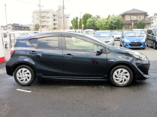 トヨタ アクア １．５ Ｇ H30年 (関東) 99
