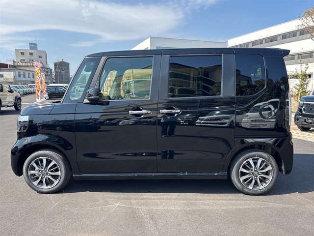 ホンダ Ｎ　ＢＯＸ カスタム ６６０ R8年 (九州・沖縄) 99