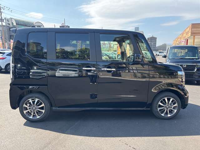 ホンダ Ｎ　ＢＯＸ カスタム ６６０ R8年 (九州・沖縄) 99