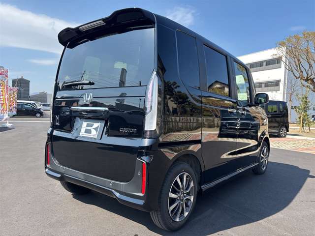 ホンダ Ｎ　ＢＯＸ カスタム ６６０ R8年 (九州・沖縄) 99