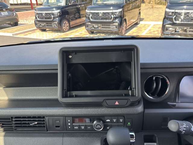 ホンダ Ｎ　ＢＯＸ カスタム ６６０ R8年 (九州・沖縄) 99