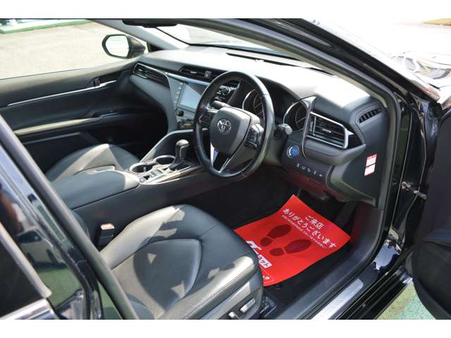 トヨタ カムリ ２．５ Ｇ レザーパッケージ R1年 (東海) 99