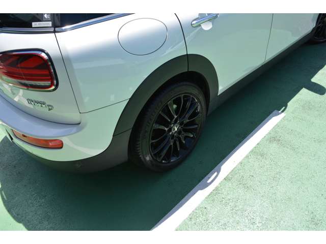 ミニ ミニクラブマン クーパー Ｄ プレミアムプラスパッケージ R5年 (東海) 99