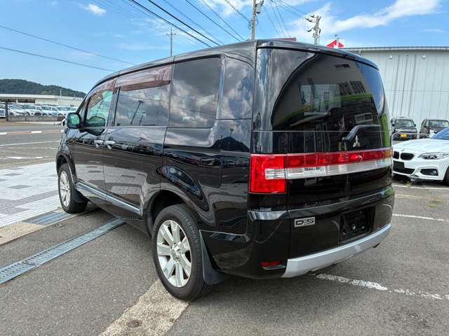 三菱 デリカ　Ｄ：５ ２．４ シャモニー ４ＷＤ H21年 (甲信越・北陸) 99