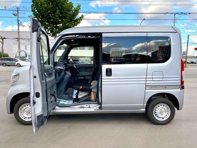 ホンダ Ｎ−ＶＡＮ ６６０ Ｇ ホンダセンシング ４ＷＤ R1年 () 99