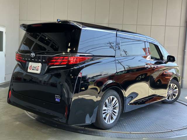 トヨタ アルファード　ハイブリッド ハイブリッド ２．５ Ｚ Ｅ－ＦＯＵＲ ４ＷＤ R7年 (近畿) 99
