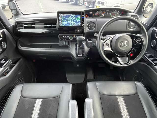 ホンダ Ｎ　ＢＯＸ カスタム ６６０ ＥＸ ターボ R4年 (関東) 99