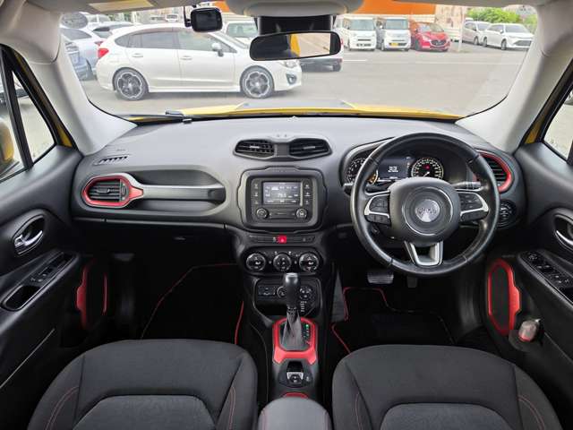 ジープ レネゲード トレイルホーク ４ＷＤ H29年 (東海) 99
