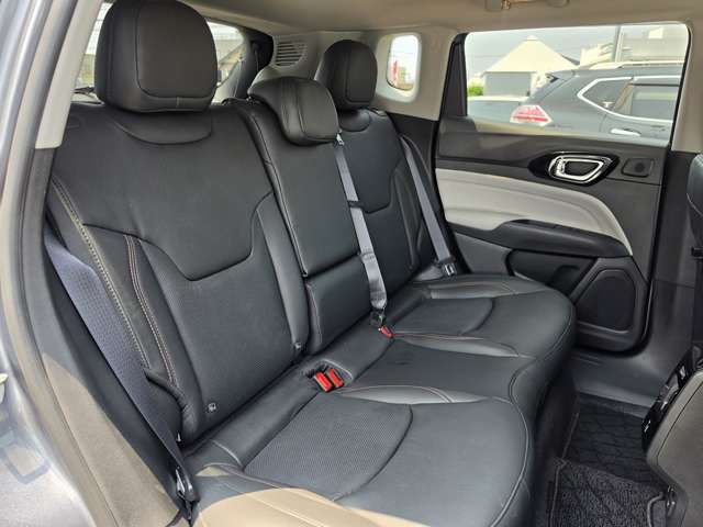 ジープ コンパス リミテッド ４ＷＤ R5年 (東海) 99