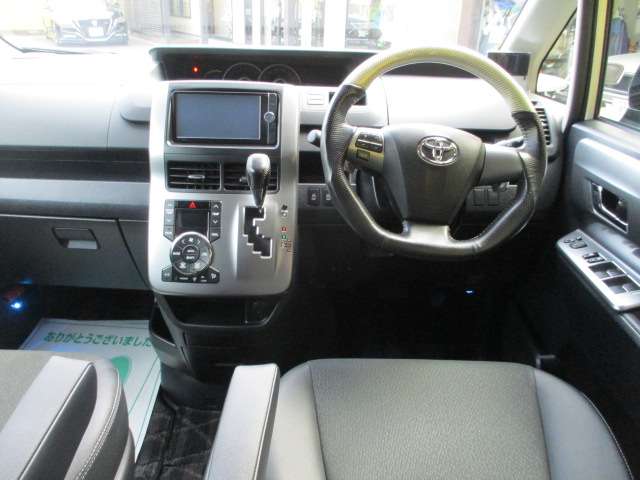 トヨタ ヴォクシー ２．０ ＺＳ 煌ＩＩＩ H25年 (関東) 99