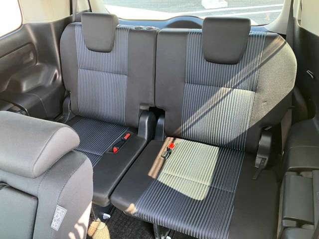トヨタ ヴォクシー ２．０ ＺＳ 煌 H27年 (四国) 99