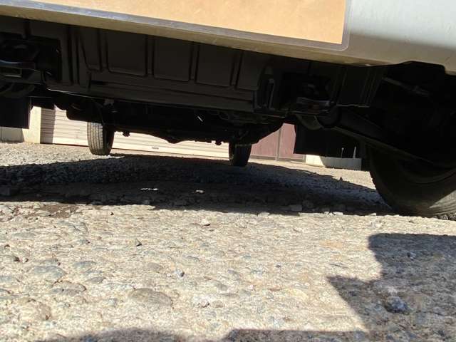 スズキ キャリイトラック ６６０ ＫＣパワステ 農繁仕様 ３方開 ４ＷＤ H17年 () 99