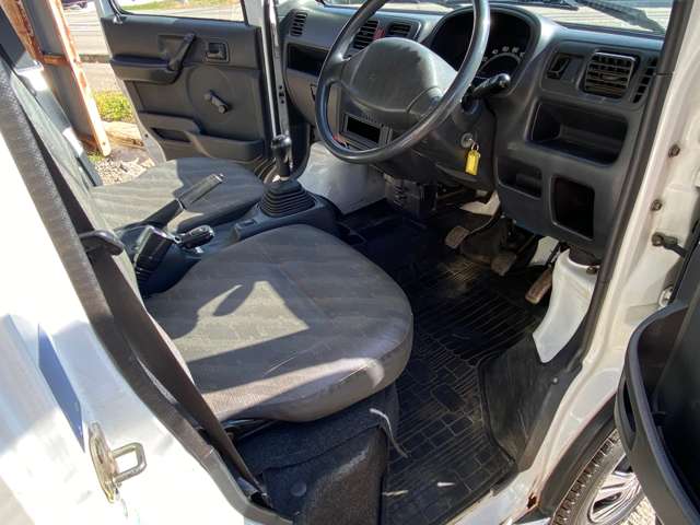 スズキ キャリイトラック ６６０ ＫＣパワステ 農繁仕様 ３方開 ４ＷＤ H17年 () 99
