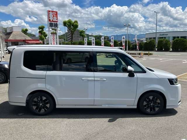 ホンダ ステップワゴン　ハイブリッド ２．０ Ｅ：ＨＥＶ スパーダ R8年 (九州・沖縄) 99