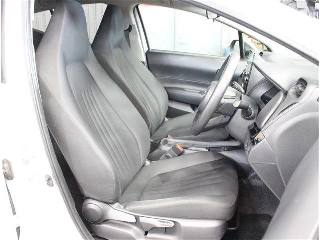 トヨタ アクア １．５ Ｘ Ｅ－ＦＯＵＲ ４ＷＤ R5年 (北海道) 99