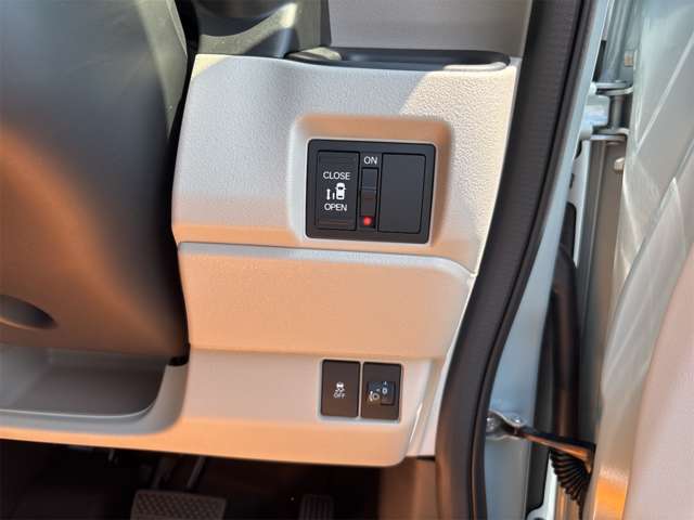 ホンダ Ｎ　ＢＯＸ ６６０ ファッションスタイル モノトーン R8年 (近畿) 99