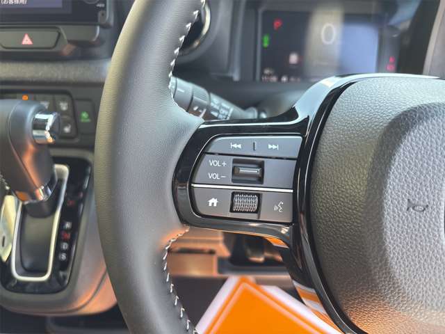 ホンダ Ｎ　ＢＯＸ カスタム ６６０ コーディネートスタイル ２トーン R8年 (近畿) 99