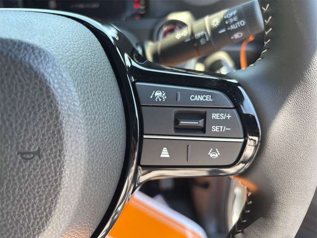 ホンダ Ｎ　ＢＯＸ カスタム ６６０ コーディネートスタイル ２トーン R8年 (近畿) 99