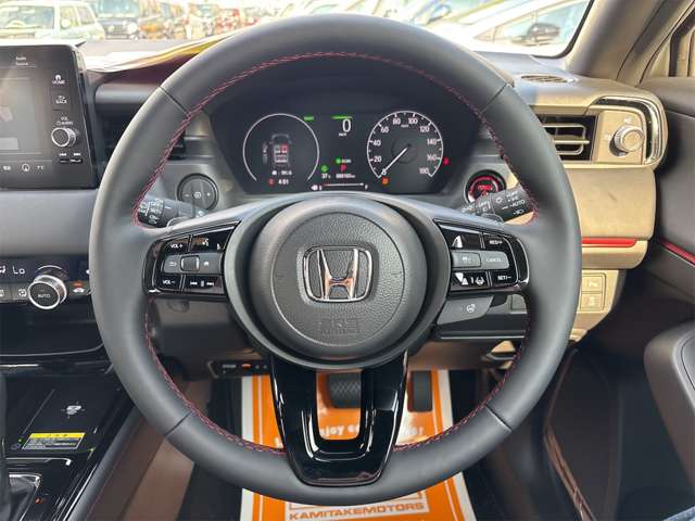 ホンダ ヴェゼル １．５ Ｅ：ＨＥＶ ＲＳ R8年 (近畿) 99