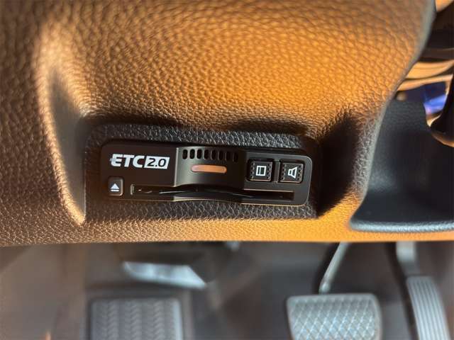 ホンダ ヴェゼル １．５ Ｅ：ＨＥＶ ＲＳ R8年 (近畿) 99