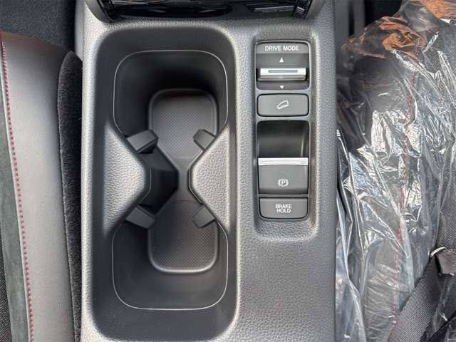 ホンダ ヴェゼル １．５ Ｅ：ＨＥＶ ＲＳ R8年 (近畿) 99