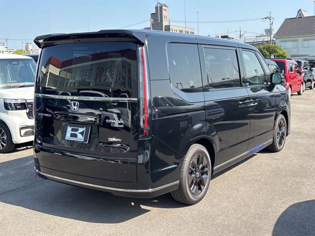 ホンダ ステップワゴン　ハイブリッド ２．０ Ｅ：ＨＥＶ スパーダ R8年 (近畿) 99