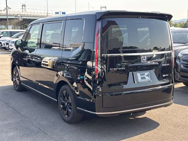 ホンダ ステップワゴン　ハイブリッド ２．０ Ｅ：ＨＥＶ スパーダ R8年 (近畿) 99