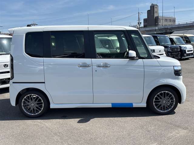 ホンダ Ｎ　ＢＯＸ カスタム ６６０ R7年 (近畿) 99