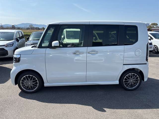 ホンダ Ｎ　ＢＯＸ カスタム ６６０ R7年 (近畿) 99