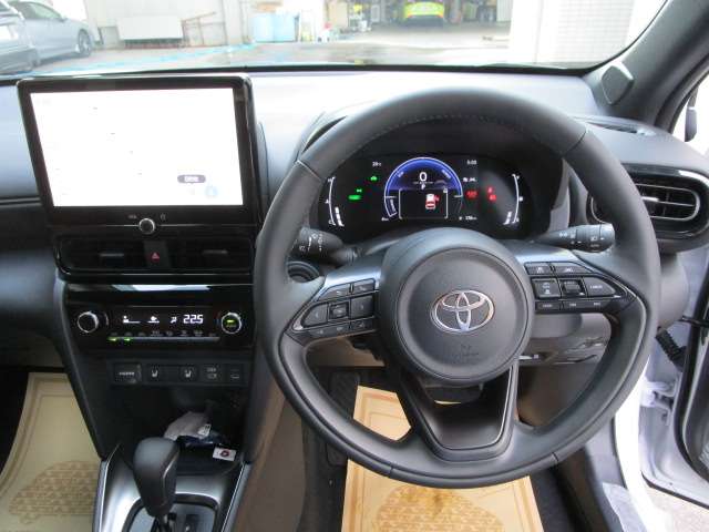 トヨタ ヤリスクロス　ハイブリッド １．５ ハイブリッド Ｚ アドベンチャー R8年 (関東) 99
