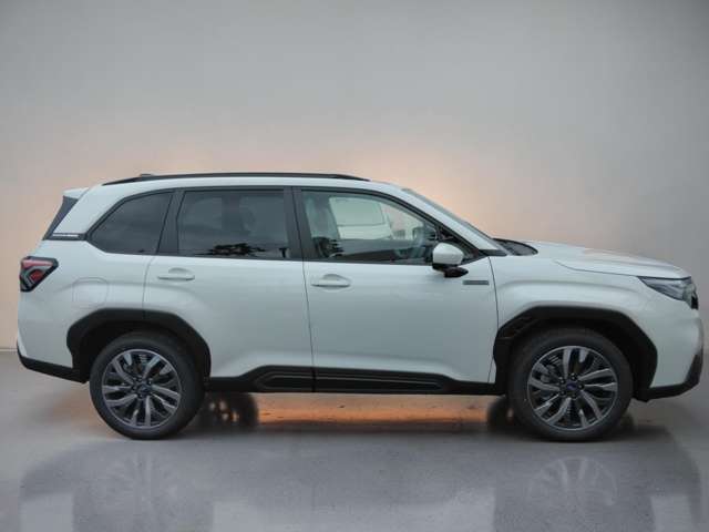 スバル フォレスター　ハイブリッド ２．５ プレミアム Ｓ：ＨＥＶ ＥＸ ４ＷＤ R8年 () 99