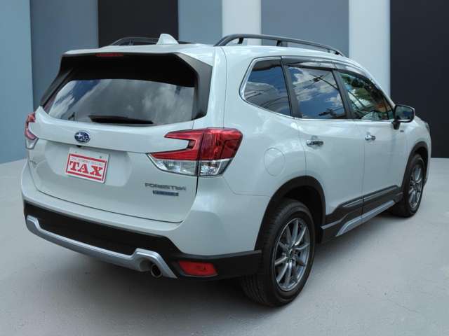 スバル フォレスター　ハイブリッド ２．０ アドバンス ４ＷＤ R2年 () 99