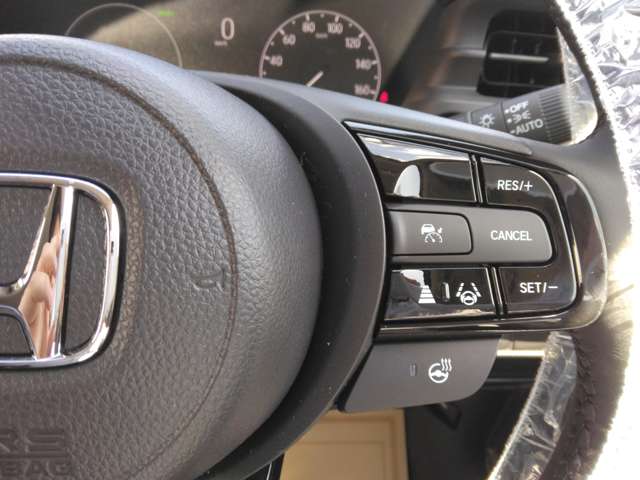 ホンダ ヴェゼル １．５ Ｅ：ＨＥＶ Ｚ R8年 () 99