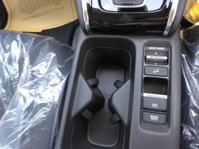 ホンダ ヴェゼル １．５ Ｅ：ＨＥＶ Ｚ R8年 () 99