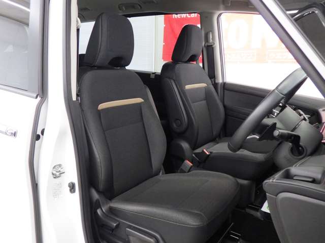 日産 セレナ ２．０ ハイウェイスターＶ Ｖセレクション ４ＷＤ R6年 (東北) 99