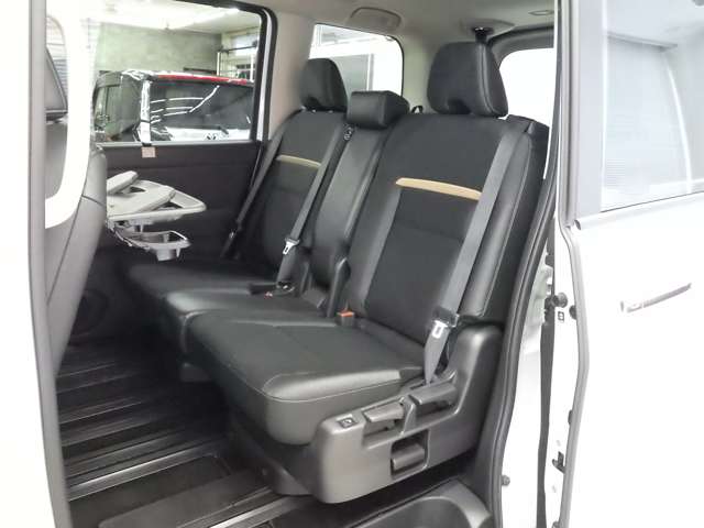 日産 セレナ ２．０ ハイウェイスターＶ Ｖセレクション ４ＷＤ R6年 (東北) 99