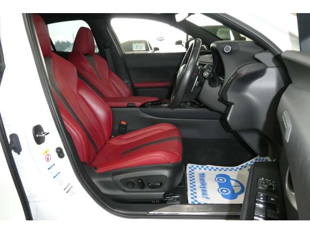 レクサス ＵＸ２５０ｈ ２５０Ｈ Ｆスポーツ ４ＷＤ R1年 (東北) 99