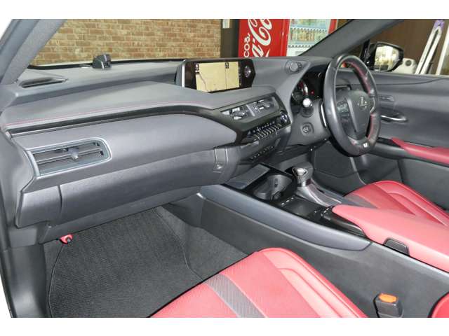 レクサス ＵＸ２５０ｈ ２５０Ｈ Ｆスポーツ ４ＷＤ R1年 (東北) 99